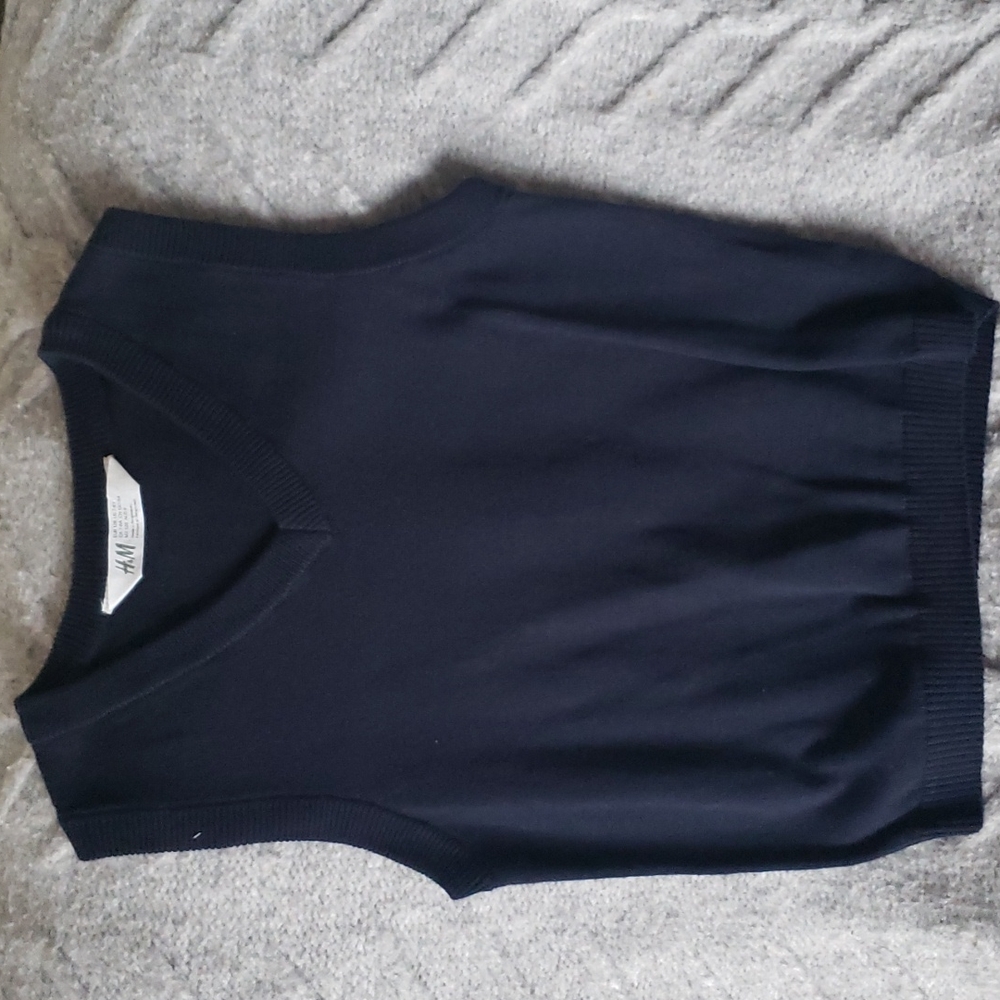 H&M boy's navy vest 100% cotton size 7-8